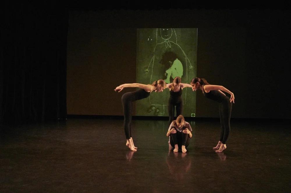 Ecadance 143 271 174 1.webp